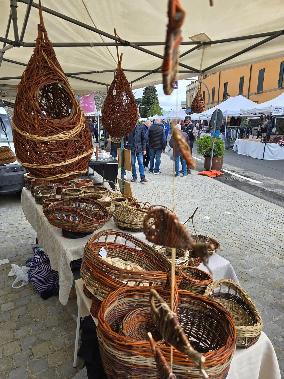 Cesti in vimini artigianali
